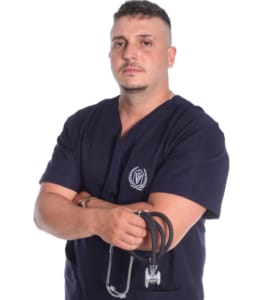 Dr. Rogério França, médico veterinário da Clínic Vet